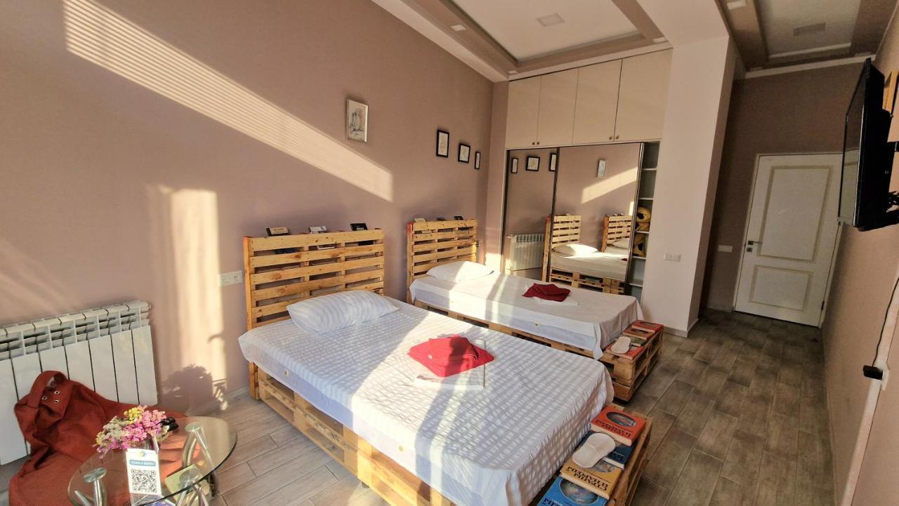 Puzzle Space Pansiyon Erivan Dış mekan fotoğraf